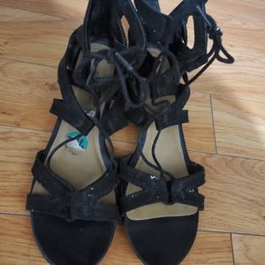 Sandals 👡 fashion